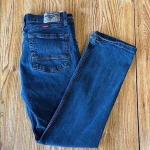 Wrangler straight fit 32 x 30. 1095STWDH